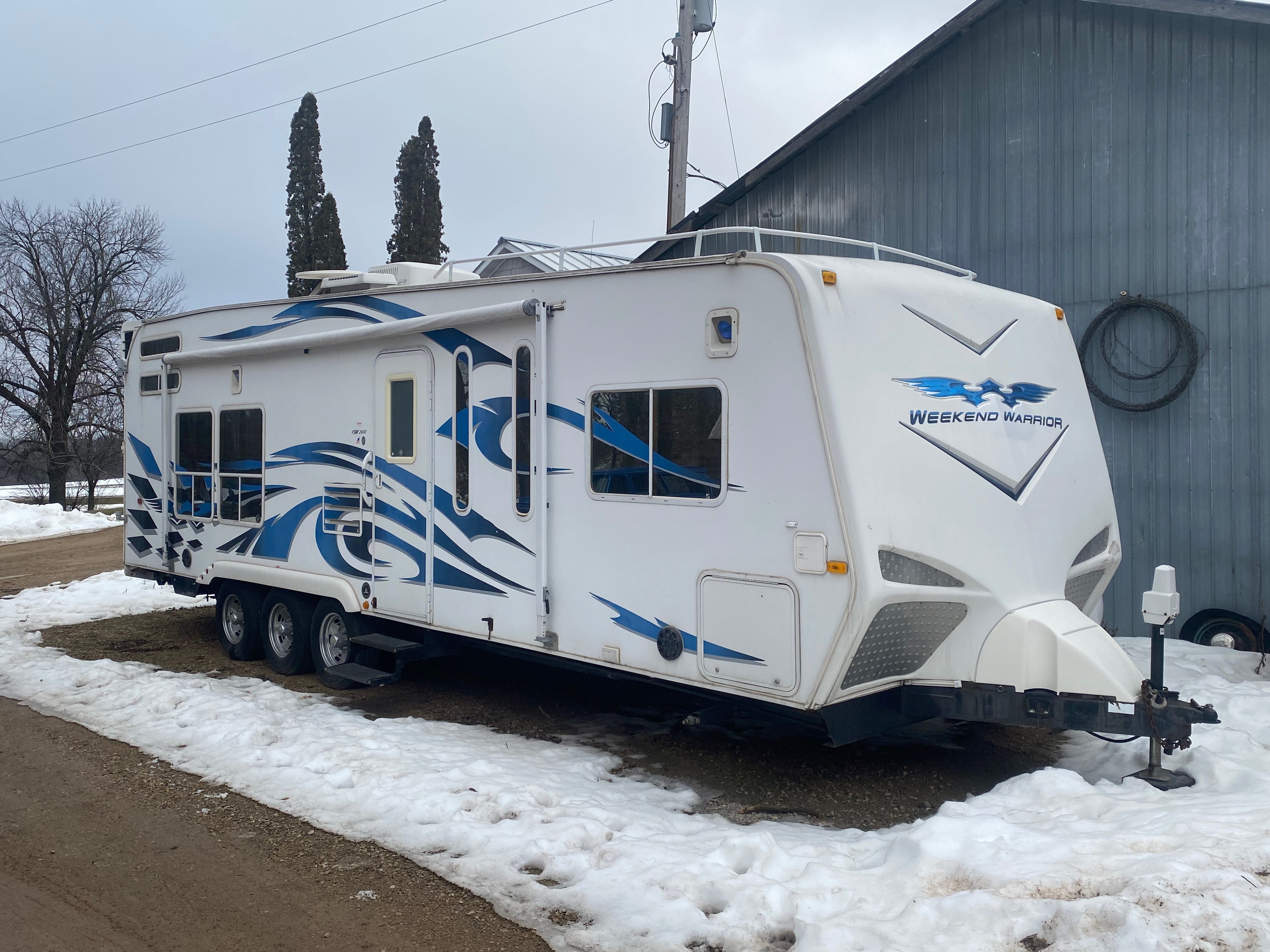 2008 WEEKEND WARRIOR RV FSW 2800 - Image 6